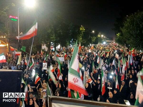  نود و یکمین شب از اجتماعات در حسینیه امام خمینی میهمان قاب پانا