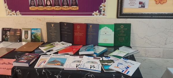 مراسم هفته کتاب و کتابخوانی در دبیرستان فرزانگان استعداد درخشان شهرستان ملارد