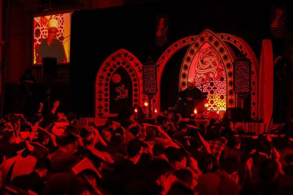 احیای شب قدر در جوار حرم امامزاده سیدجعفر(ع) یزد