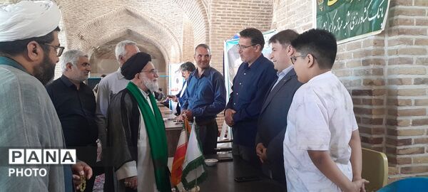 میز خدمت مهمان قاب پانا