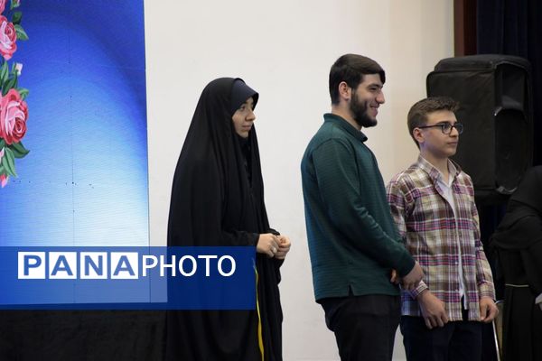 نقش بی‌بدیل مربیان تربیتی در شکوفایی نسل آینده در همایش منطقه ۵ تهران بازخوانی شد