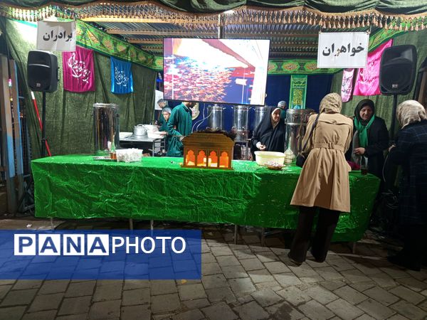 برپایی چایخانه جوانان مهدوی در نیشابور 