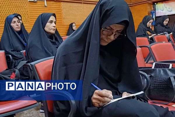 دوره توانمندسازی معلمان در کانون فرهنگی تربیتی هدایت شهرستان ورامین