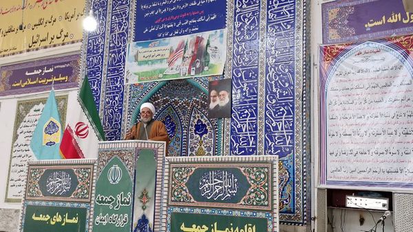  نماز جمعه این هفته آشخانه با محوریت هفته بسیج دانش‌آموزی