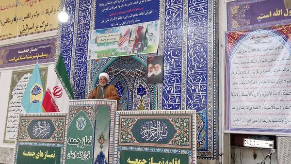  نماز جمعه این هفته آشخانه با محوریت هفته بسیج دانش‌آموزی