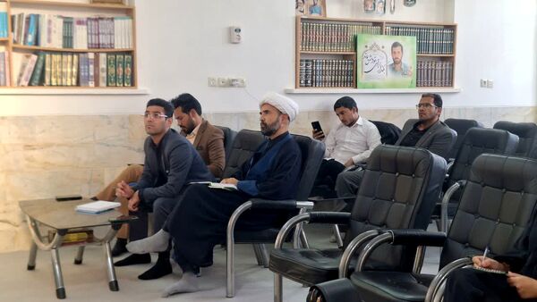جلسه توانمندسازی معلمان پرورشی در مروست