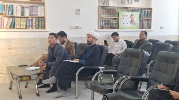 جلسه توانمندسازی معلمان پرورشی در مروست
