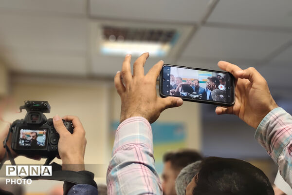 سفر وزیر بهداشت، درمان و آموزش پزشکی به کوه‌چنار فارس
