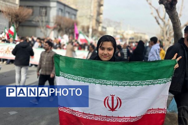 خروش مردمی در خیابان‌های رباط‌کریم در 22بهمن