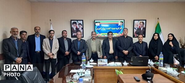 بازدید معاون سوادآموزی آموزش و پرورش خراسان جنوبی از طبس و دستگردان