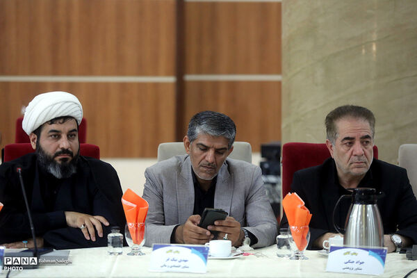 همایش تخصصی _ توجیهی روسا و کارشناس مسئولان مدارس و مراکز غیردولتی کشور