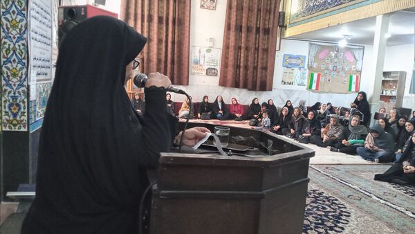 اولین جلسه انجمن اولیاء و مربیان دبیرستان دخترانه میرزا جعفر سروقد