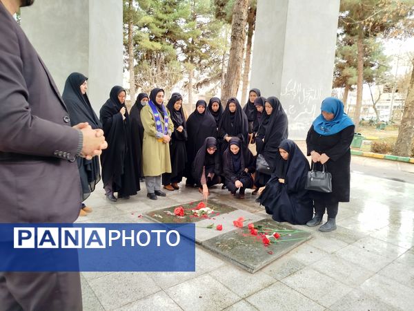 دیدار مدیر آموزش و پرورش آشخانه با امام جمعه این شهر