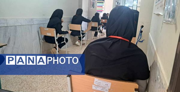 رقابت دانش‌آموزان میانکوه در امتحانات نوبت دوم