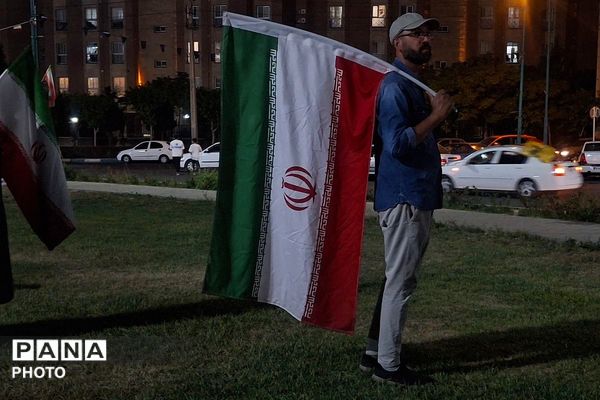 اجتماع بزرگ مردم فاز چهار اندیشه در شب نودوهشتمین
