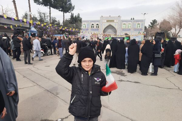 حضور مردم چهاردانگه در جشن چهل و هفتمین سالگرد شکوهمند انقلاب اسلامی