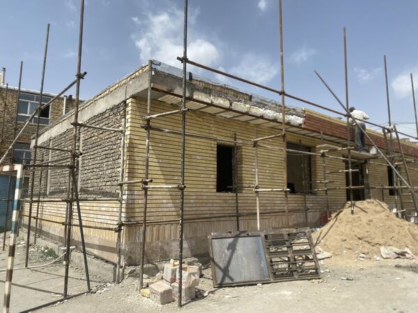 بازسازی و ساخت دبستان عرفان جلایر شهرستان شازند