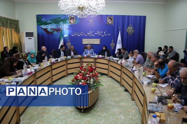 نشست خبری مدیر‌کل آموزش و پرورش سمنان با اصحاب رسانه و مطبوعات