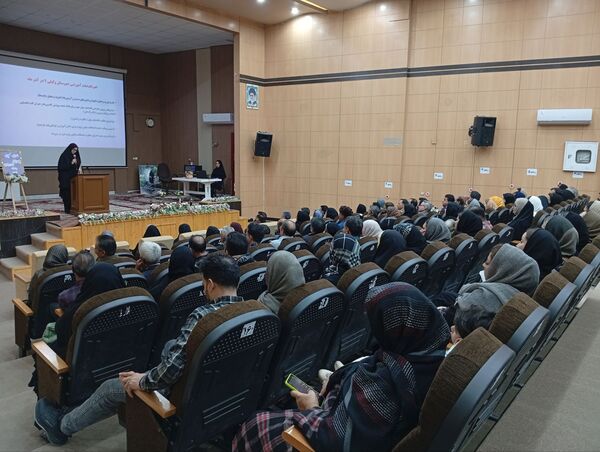 اولین جلسه بیلان هشدار  دبیرستان وکیلی ۹ در نیشابور
