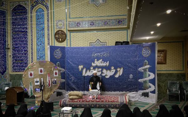 اعتکاف دختران نسل آفتاب