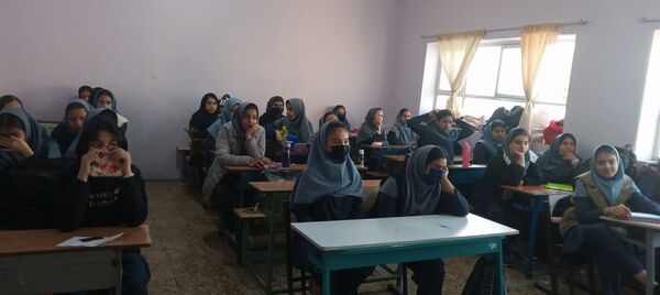 گفتمان دینی و تربیت‌دینی و رفع شبهات در آموزشگاه بنت الهدی یک
