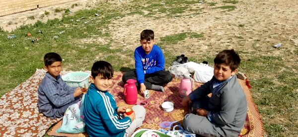 برنامه صبحانه سلام در مدرسه شهید معتمدی گز کوه