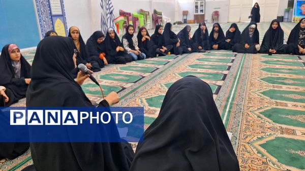 نشست کارگاهی قواعد زندگی دوره تابستانی بسیج در شهرستان لنده