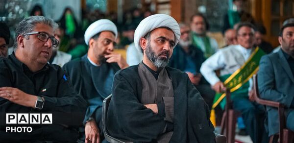 عطر گلاب و نور خدمت در آستان امامزادگان محمد و سکینه خاتون  در آستانه دهه کرامت