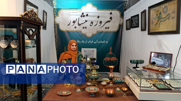 نمایشگاه دستاوردها و توانمندی بانوان روستایی در روستای بشرآباد