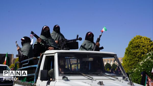 اجتماع بزرگ" دختراتو ببین" هم آوایی بانوان نصف جهان 
