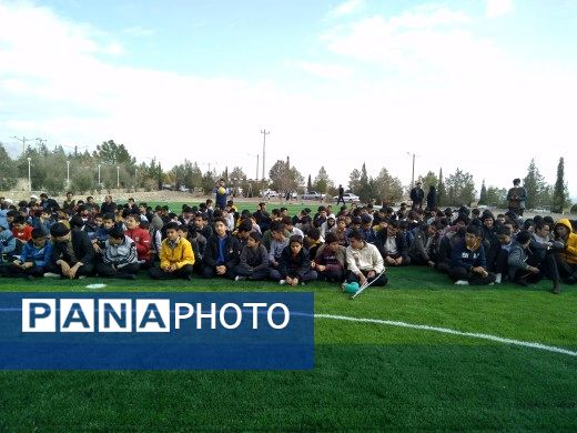 همایش تجلیل از دانش‌آموزان برتر مسابقات قرآن، عترت نماز شهرستان خلیل‌آباد 