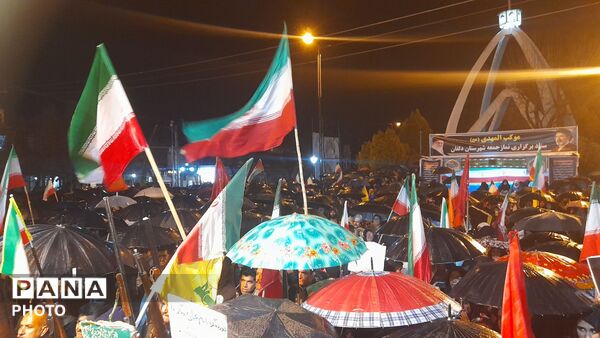 نورآباد، بیعت با رهبری در دل باران 