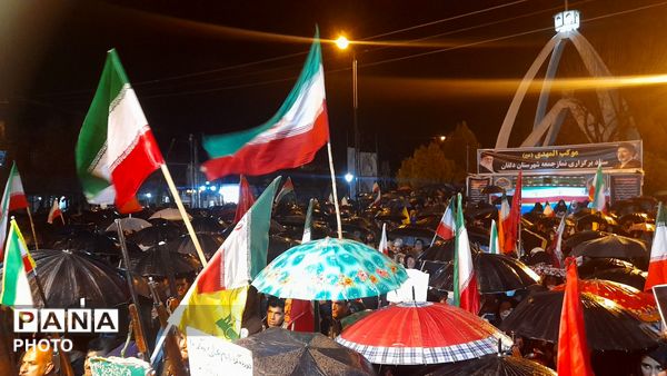 نورآباد، بیعت با رهبری در دل باران 