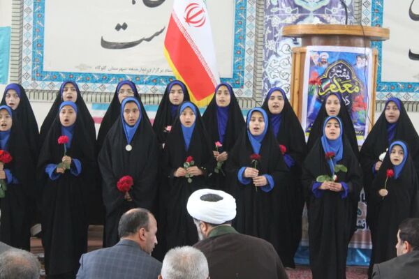 بزرگداشت مقام معلم در نماز جمعه گلوگاه 