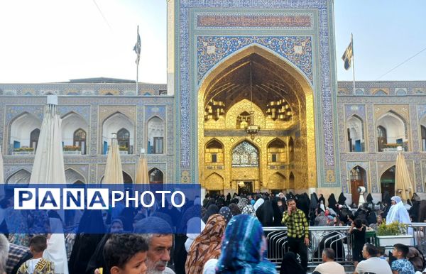 سیل عظیم زائران و مجاوران حرم امام رضا (ع) در روز آغاز امامت حضرت مهدی (عج)