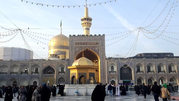 همدلی و زیارت در چهارشنبه‌های رضوی
