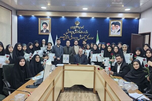 روز خاطره انگیز خبرنگاران پانا با مدیرکل آموزش و پرورش قم
