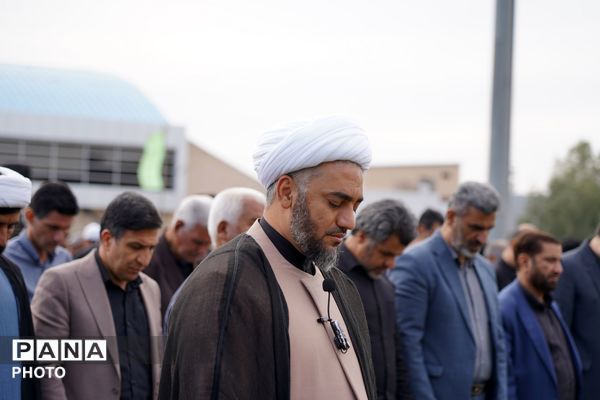 برپایی نماز عید سعید فطر در بم