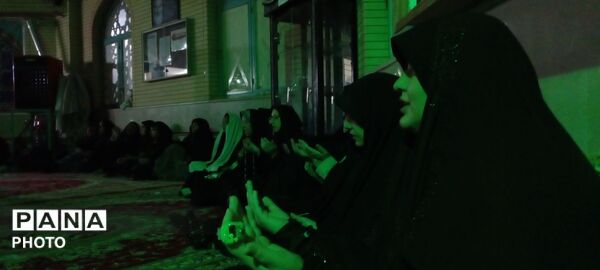 مراسم سوگواری قائد امت در مسجد امام هادی(ع) شهرک منظریه