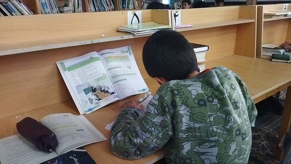  تفریح و مطالعه در دل اعتکاف