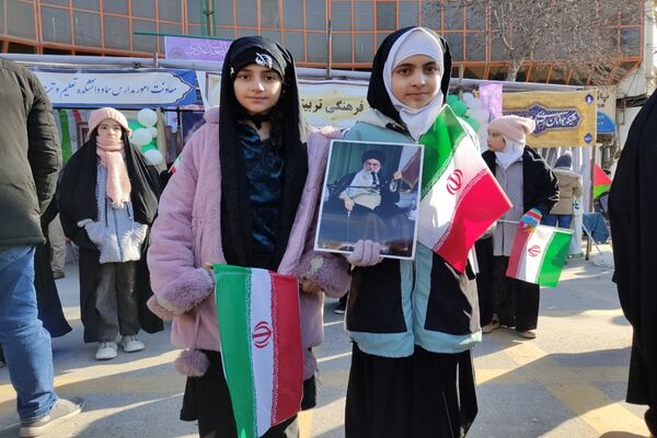 حماسه باشکوه راهپیمایی22 بهمن دراستان اردبیل 