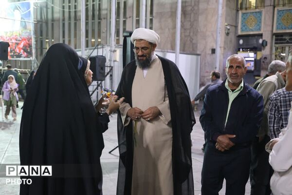 گفت‌وگوی اقشار مختلف مردم همدان با نماینده ولی‌فقیه در استان