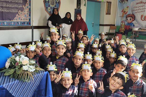 جشن دندان شش و پویش بهداشت دهان و دندان در ناحیه دو شهرری 