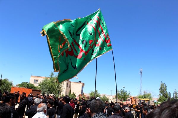 عزاداری تاسوعای حسینی در شهر درق 