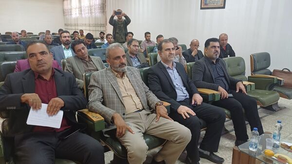  آیین تجلیل از معلمان تربیت‌بدنی و مدال آوران مسابقات ورزشی فرهنگیان  شهر تهران