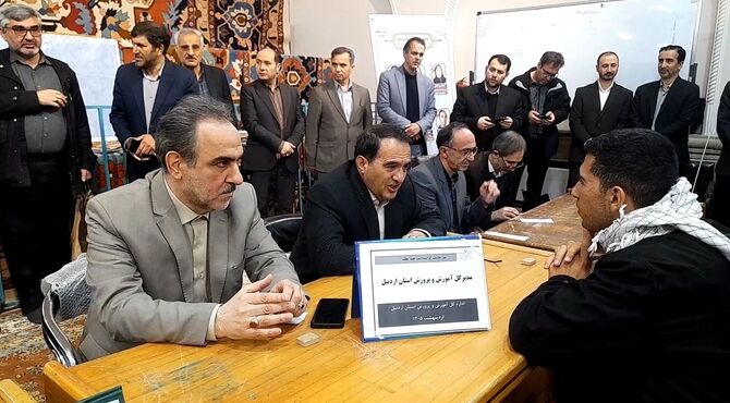 میز خدمت آموزش و پرورش استان اردبیل به مناسبت هفته معلم
