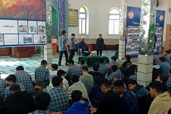 برگزاری پیاده‌روی عظیم فاطمیه در فیروزکوه