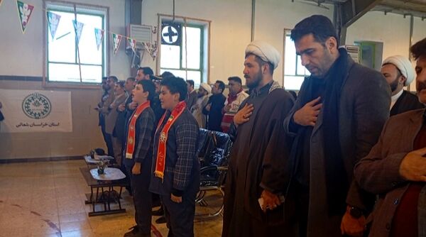 برگزاری مراسم زنگ انقلاب در فاروج
