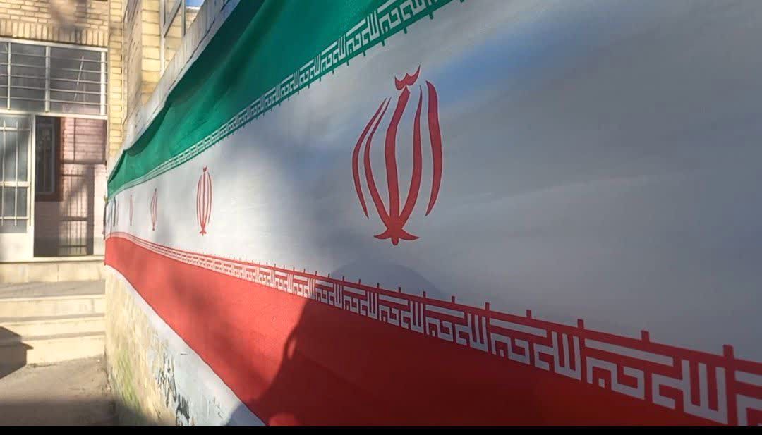 طنین زنگ انقلاب در مدرسه حضرت زهرا(س) نیر