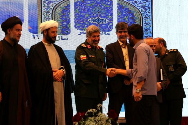 همایش فرماندهان ادوار بسیج ملارد